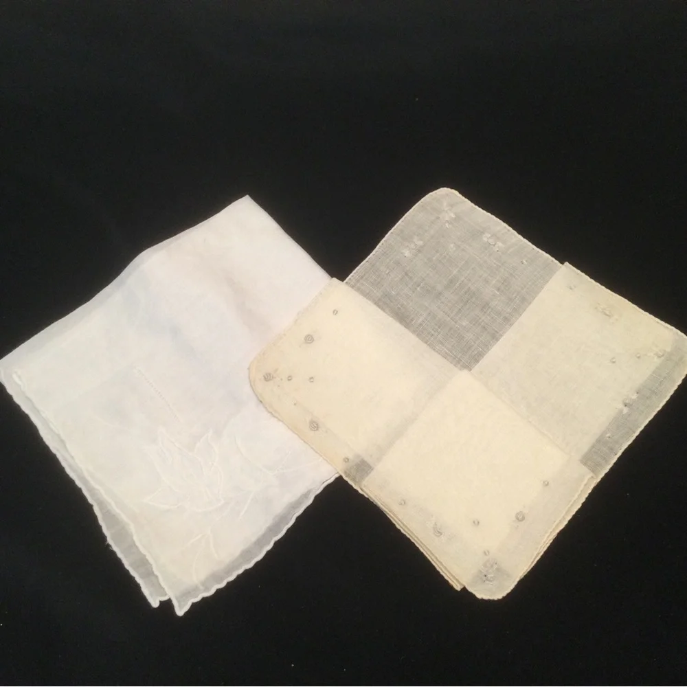 Vtg Antique White Cotton Linen Handkerchiefs Battenberg Lace French Knot Roses